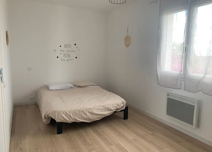 Villa Climatisee Proche Centre-ville, Parking